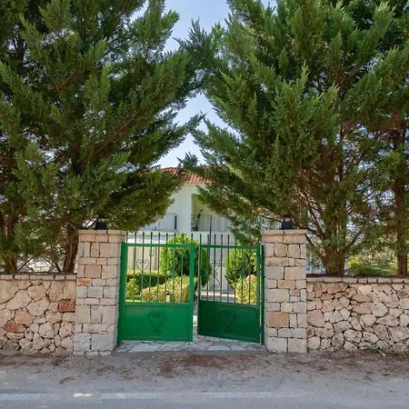 Vista Verde Apartment Svoronata